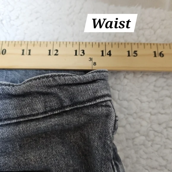 ZARA Black Distressed Straight Fit Premium Denim Collection Size 4 Jean - Picture 2 of 7